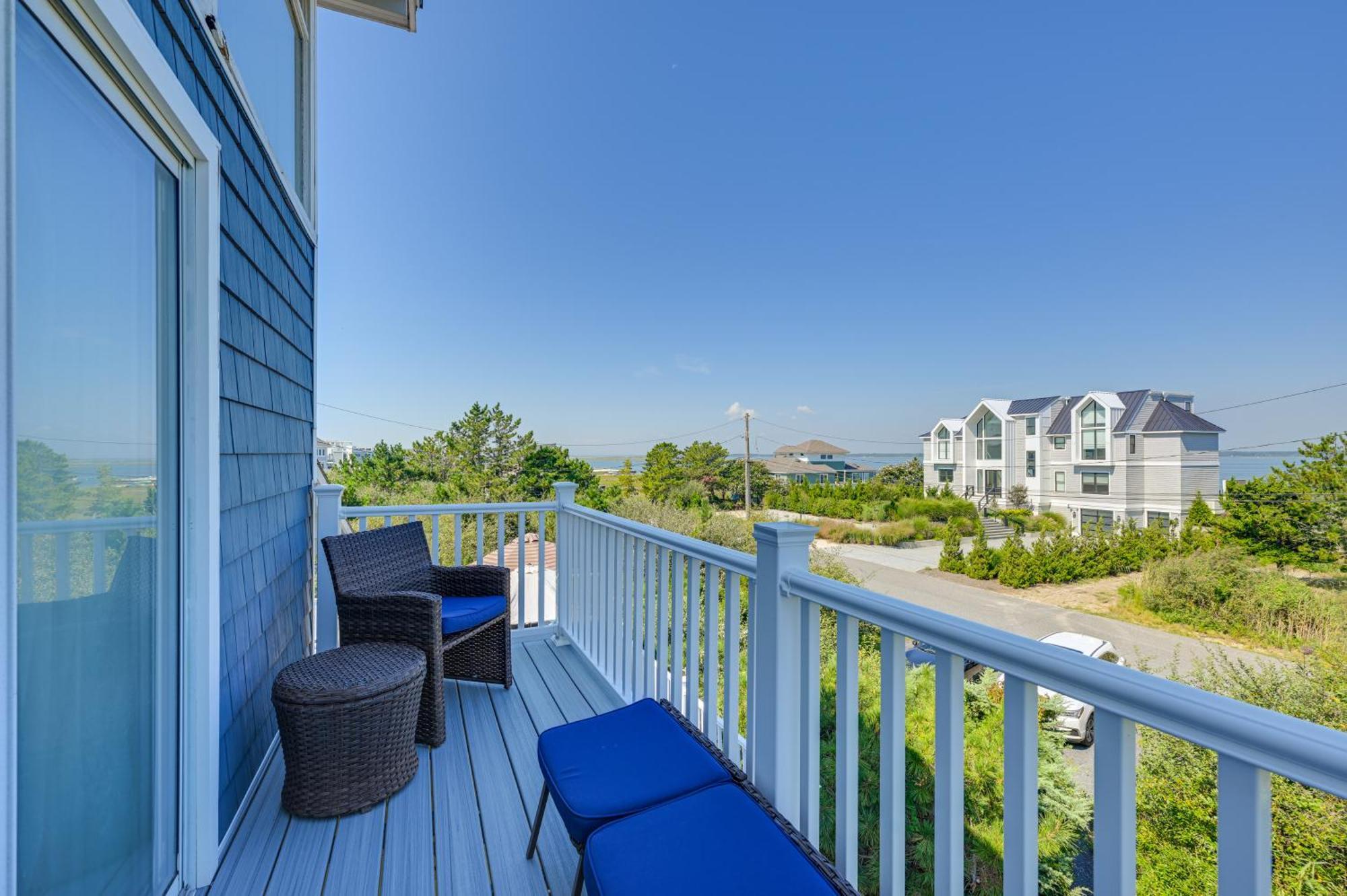 Westhampton Beach Home With Deck And Ocean Views! Exterior photo
